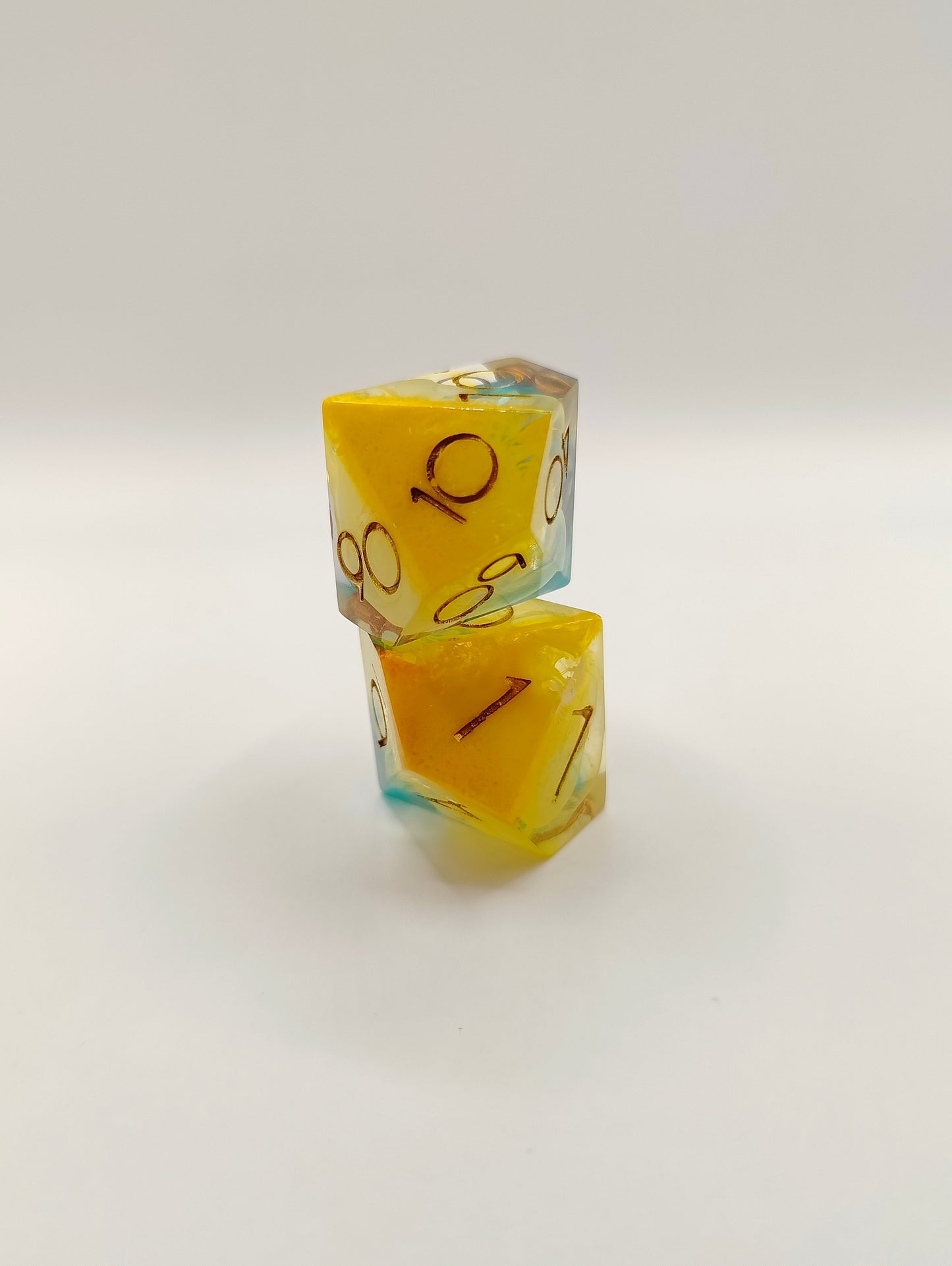 Handmade D10/D% pair: A drop of rain