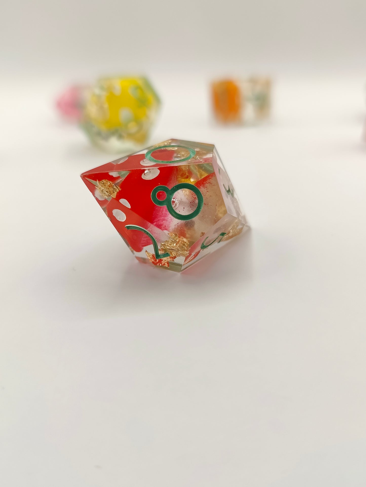 Handmade dice set: Fun-guy