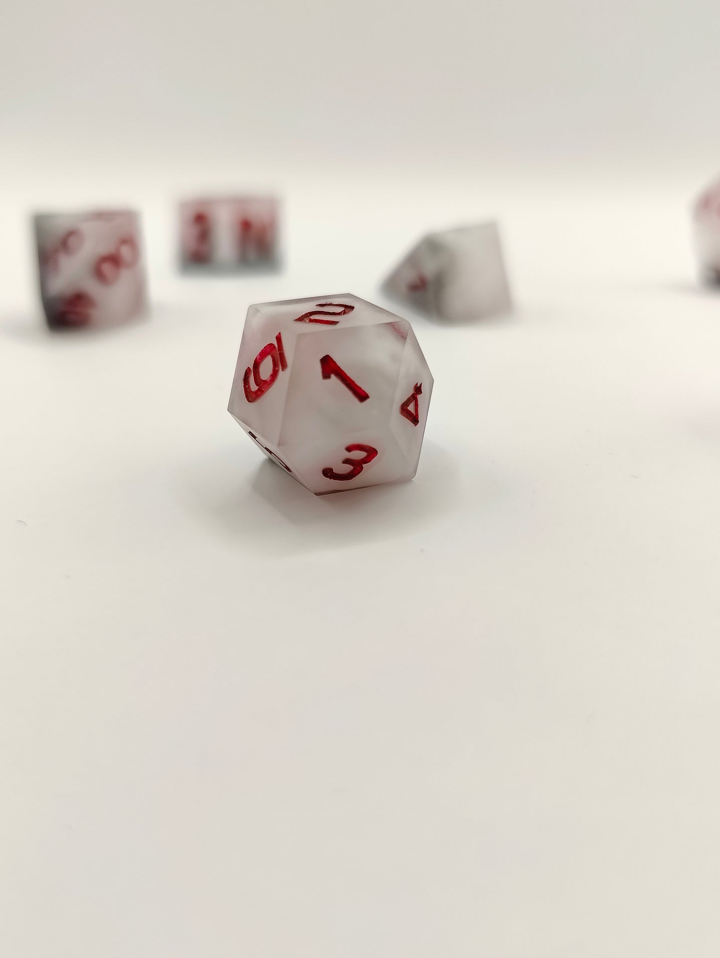 Mini dice set: A darker shade of magic