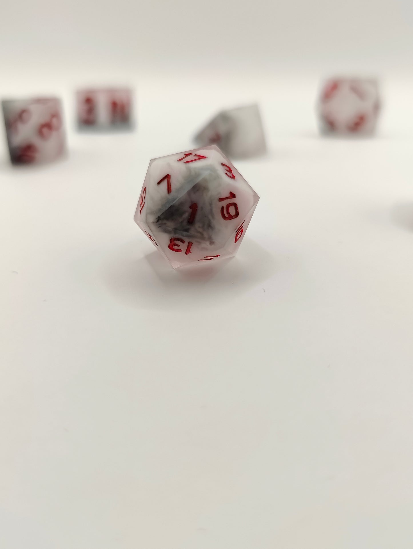 Mini dice set: A darker shade of magic