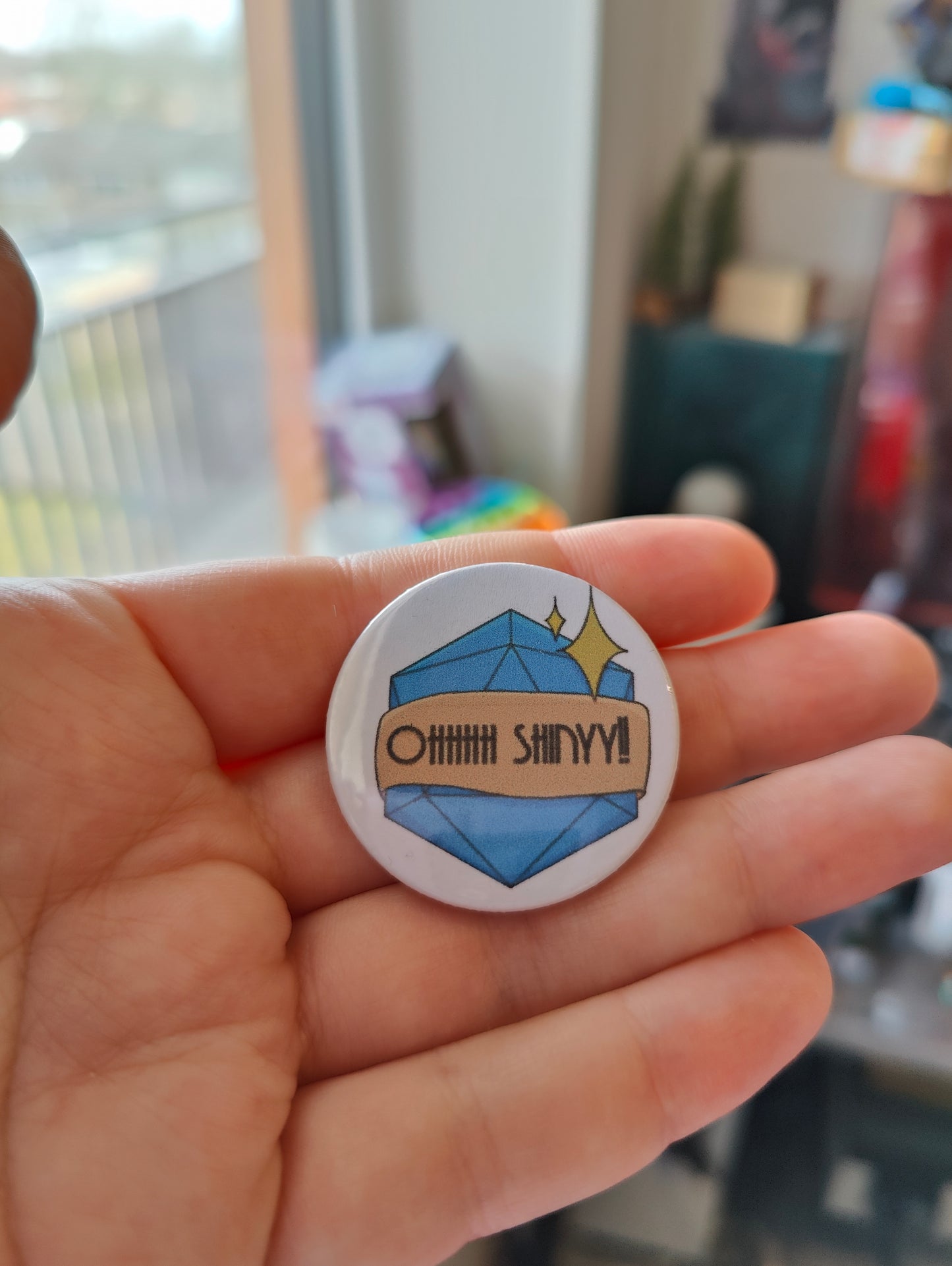 Button: ohhh shiny