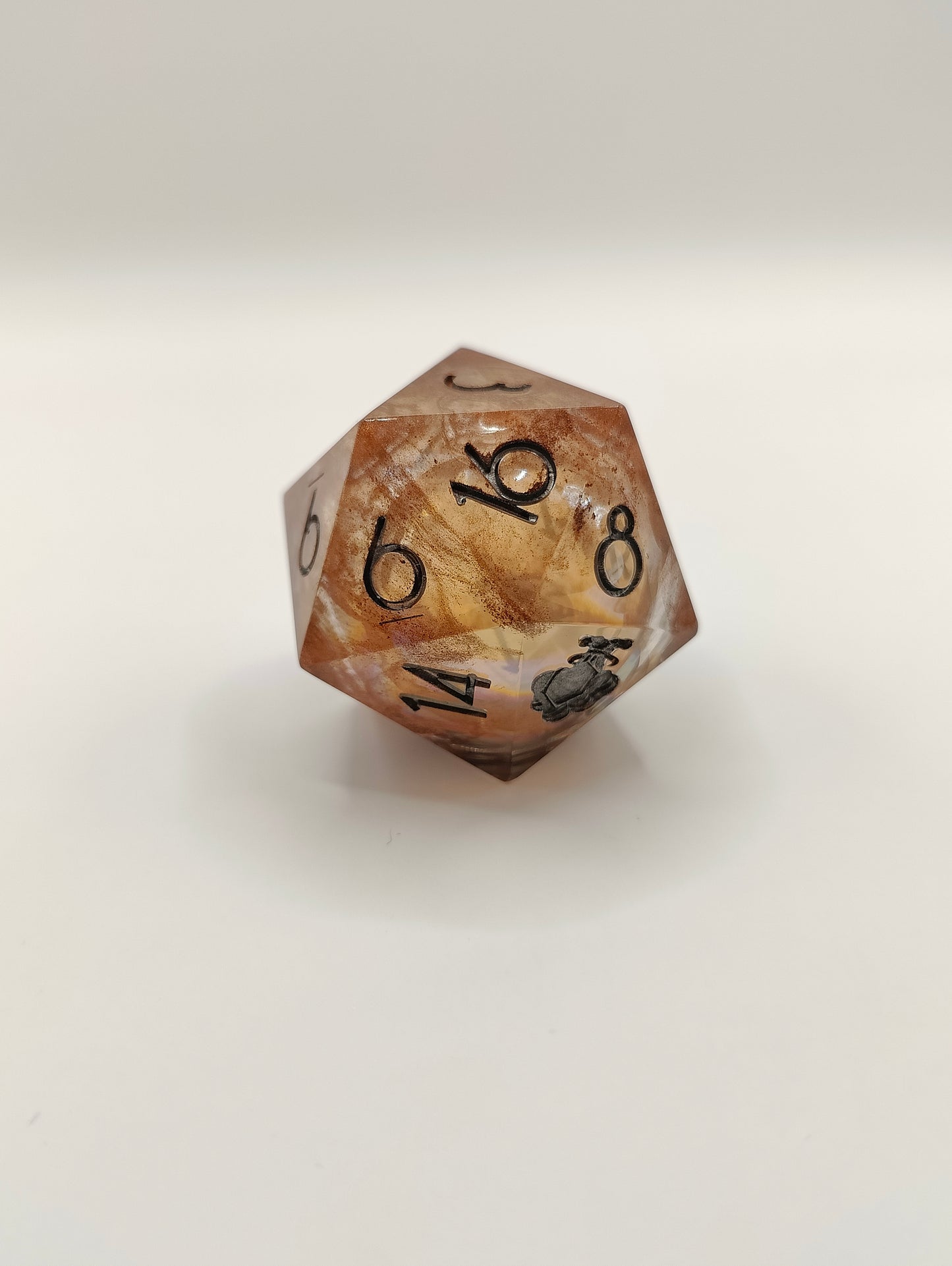 Handmade liquid core 30 mm D20: Sandstorm