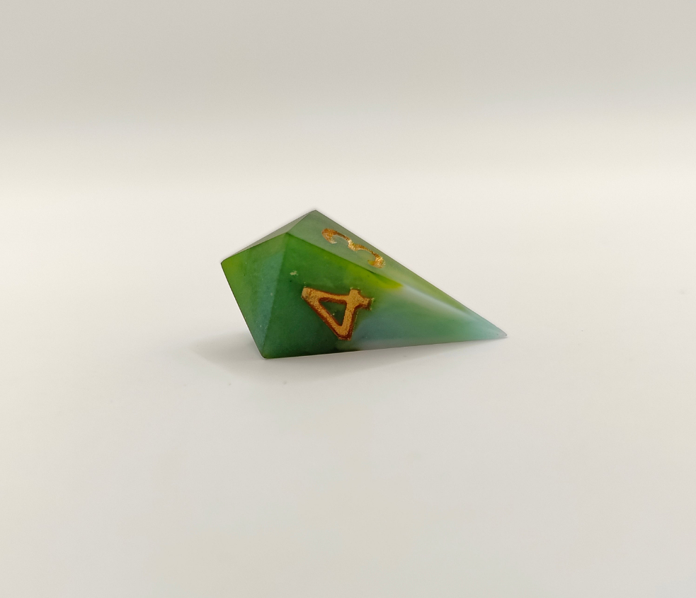 Handmade mini Single Shard D4: Gilded evergreen