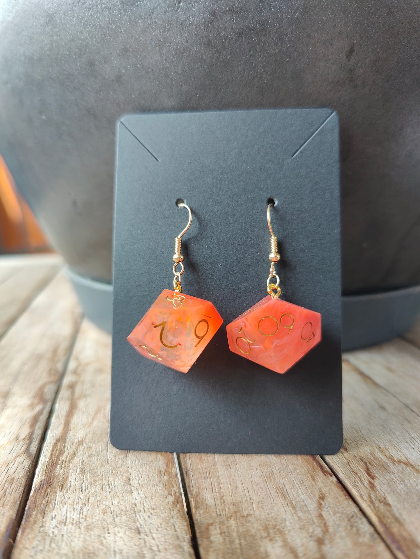 Handmade D10/D% earrings: Fire rose