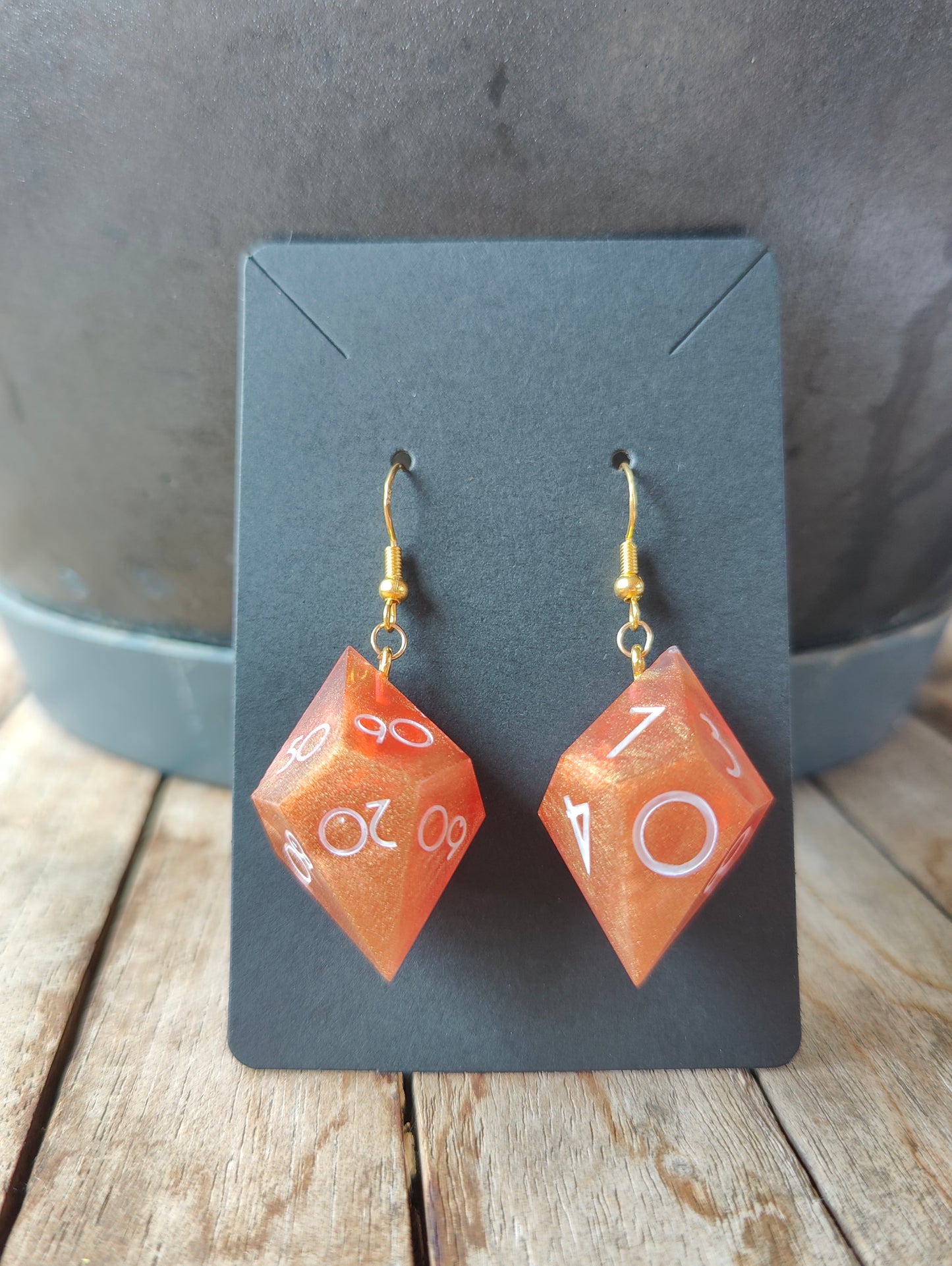 Handmade elongated D10/D% earrings: Hidden flame