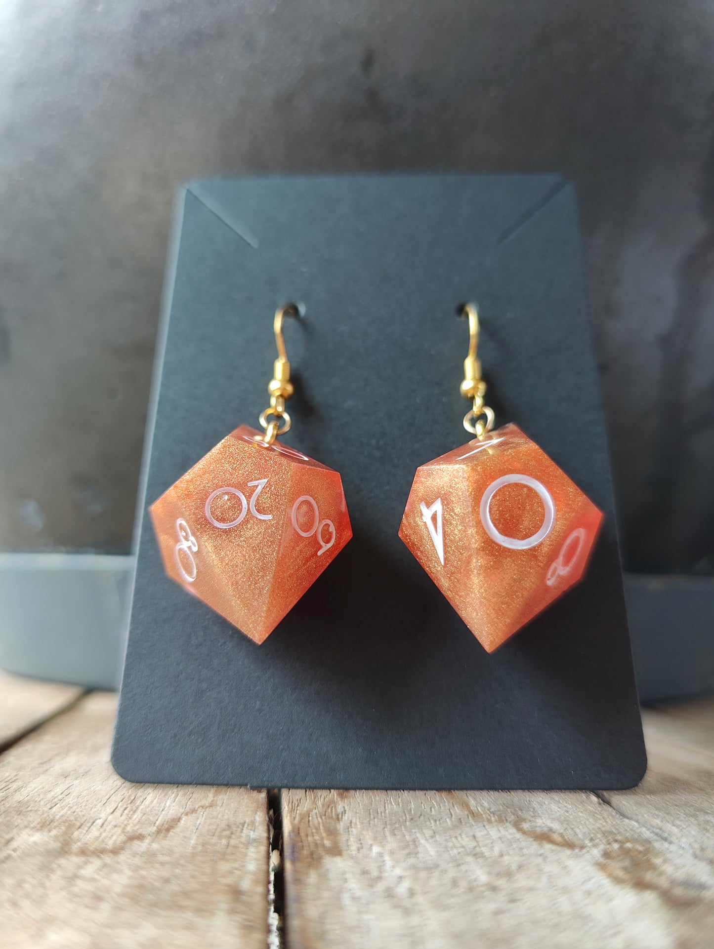 Handmade elongated D10/D% earrings: Hidden flame