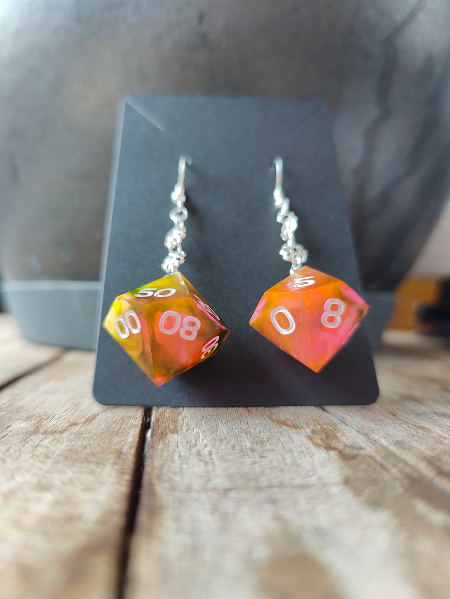 Handmade dangly D10/D% earrings: Dragon fruit