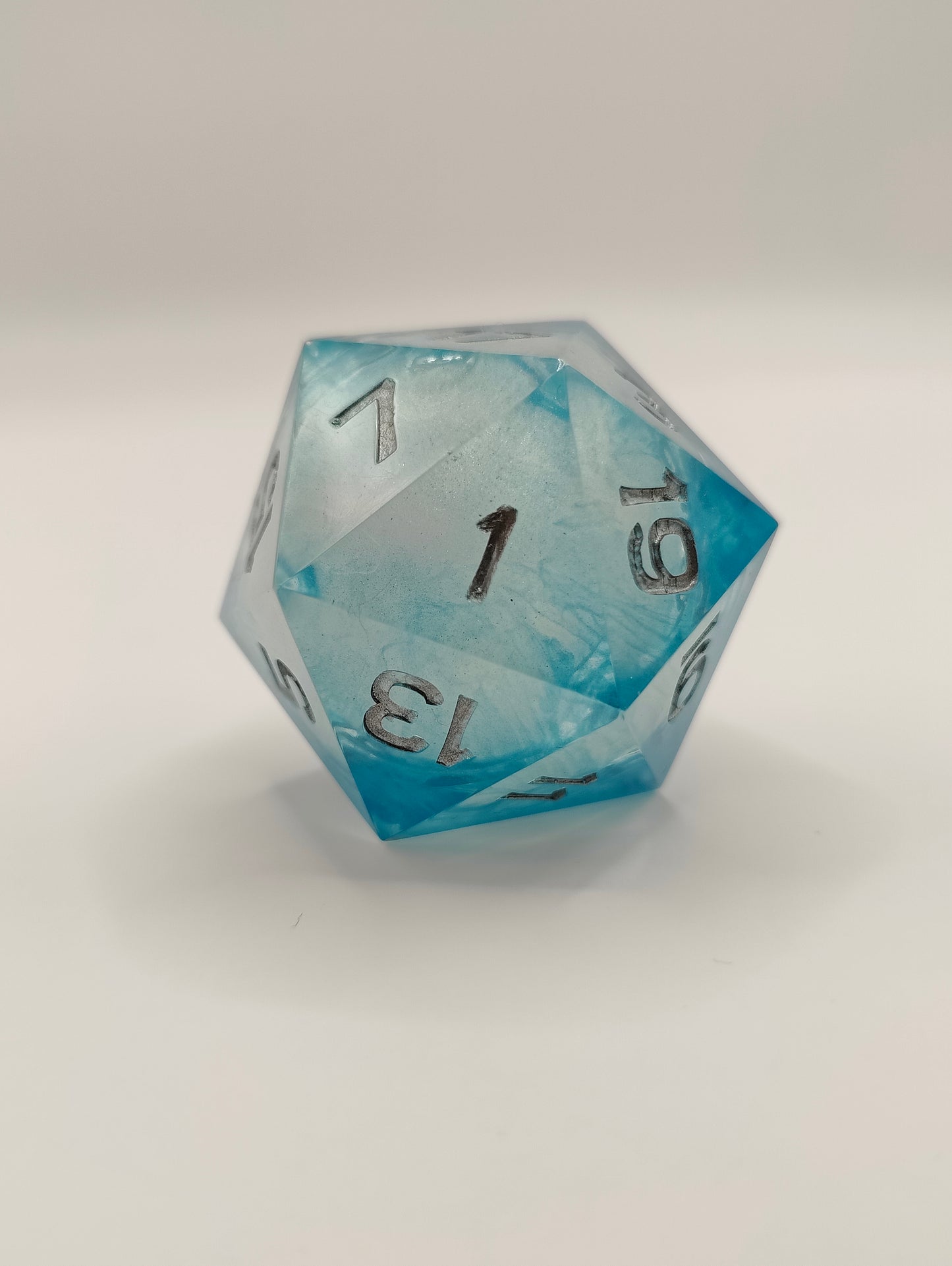 Handmade 40mm liquid core D20: Snowglobe