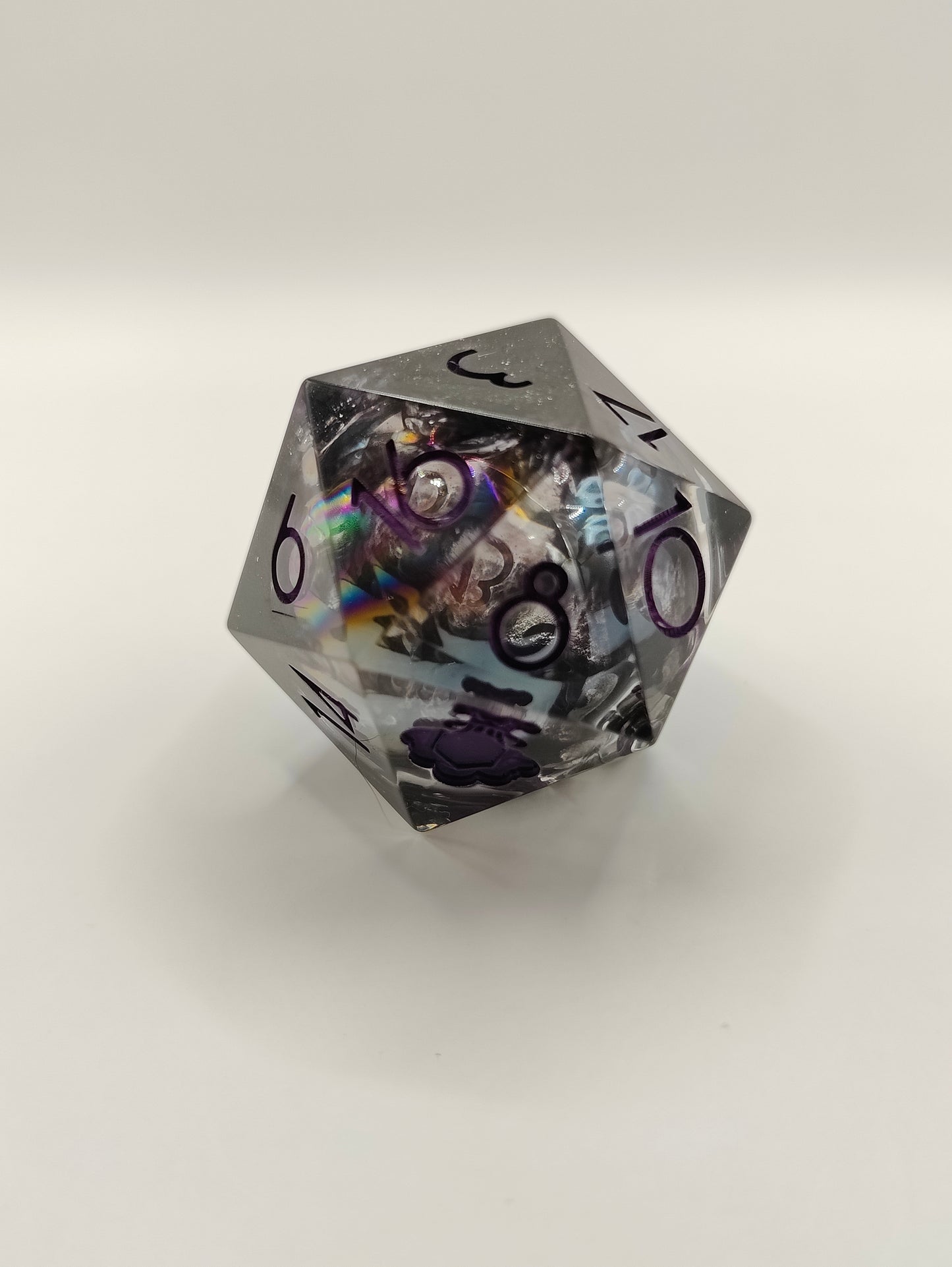 Handmade liquid core 30 mm D20: The shadowsinger