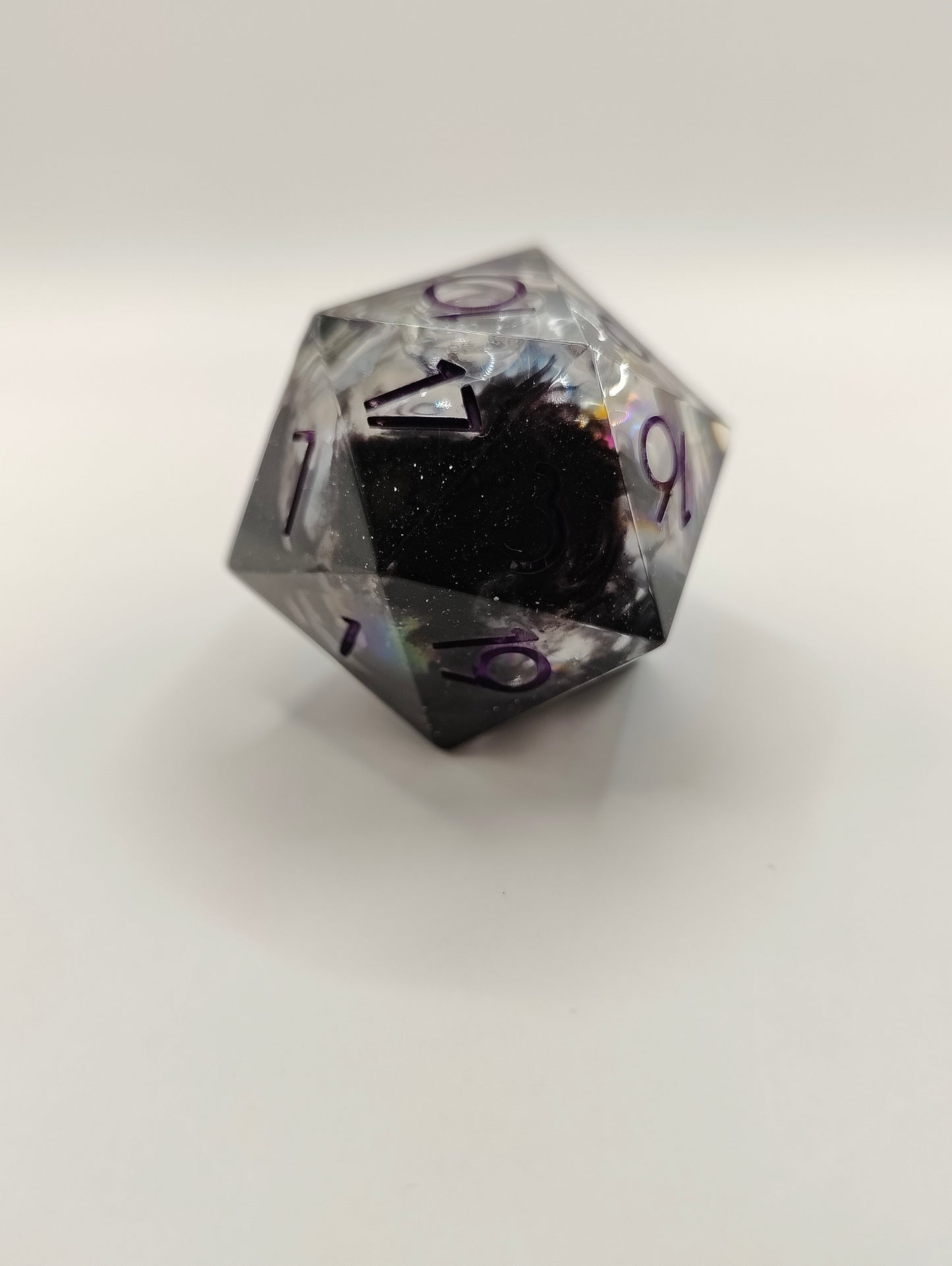 Handmade liquid core 30 mm D20: The shadowsinger