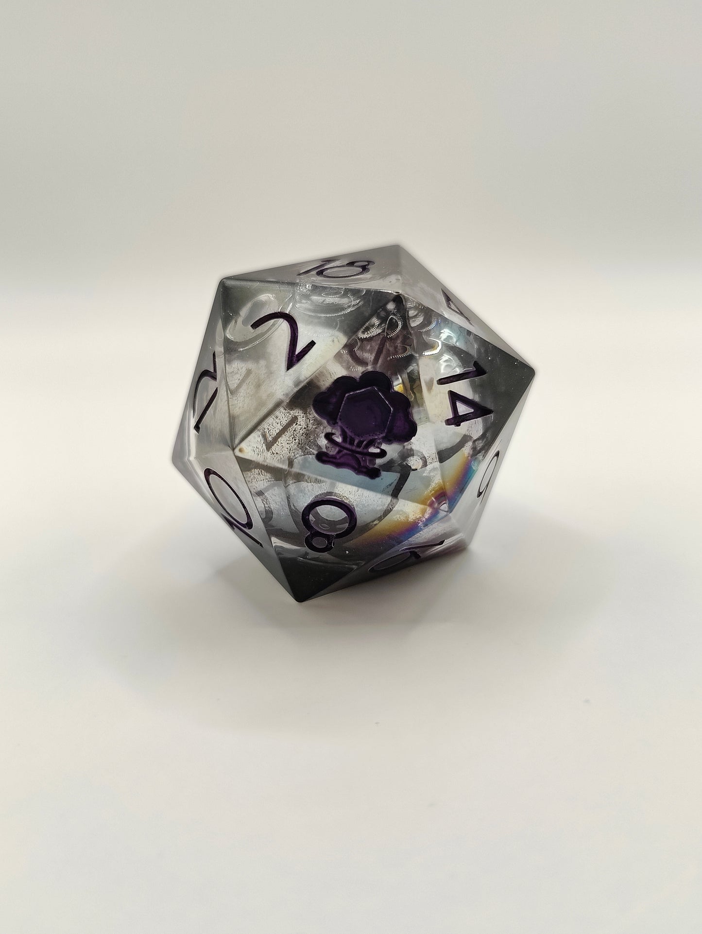 Handmade liquid core 30 mm D20: The shadowsinger