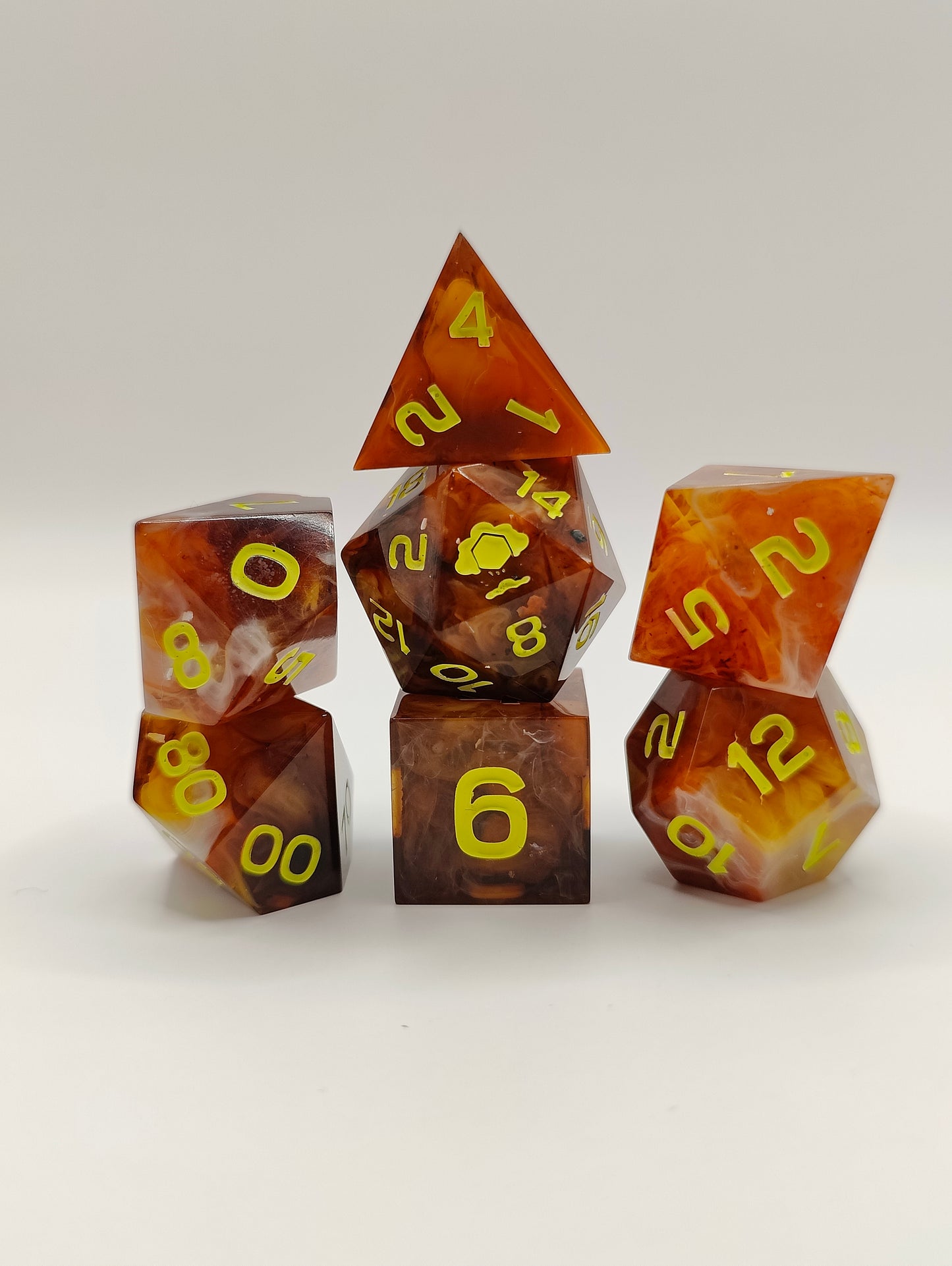 Handmade dice set: Thai iced tea