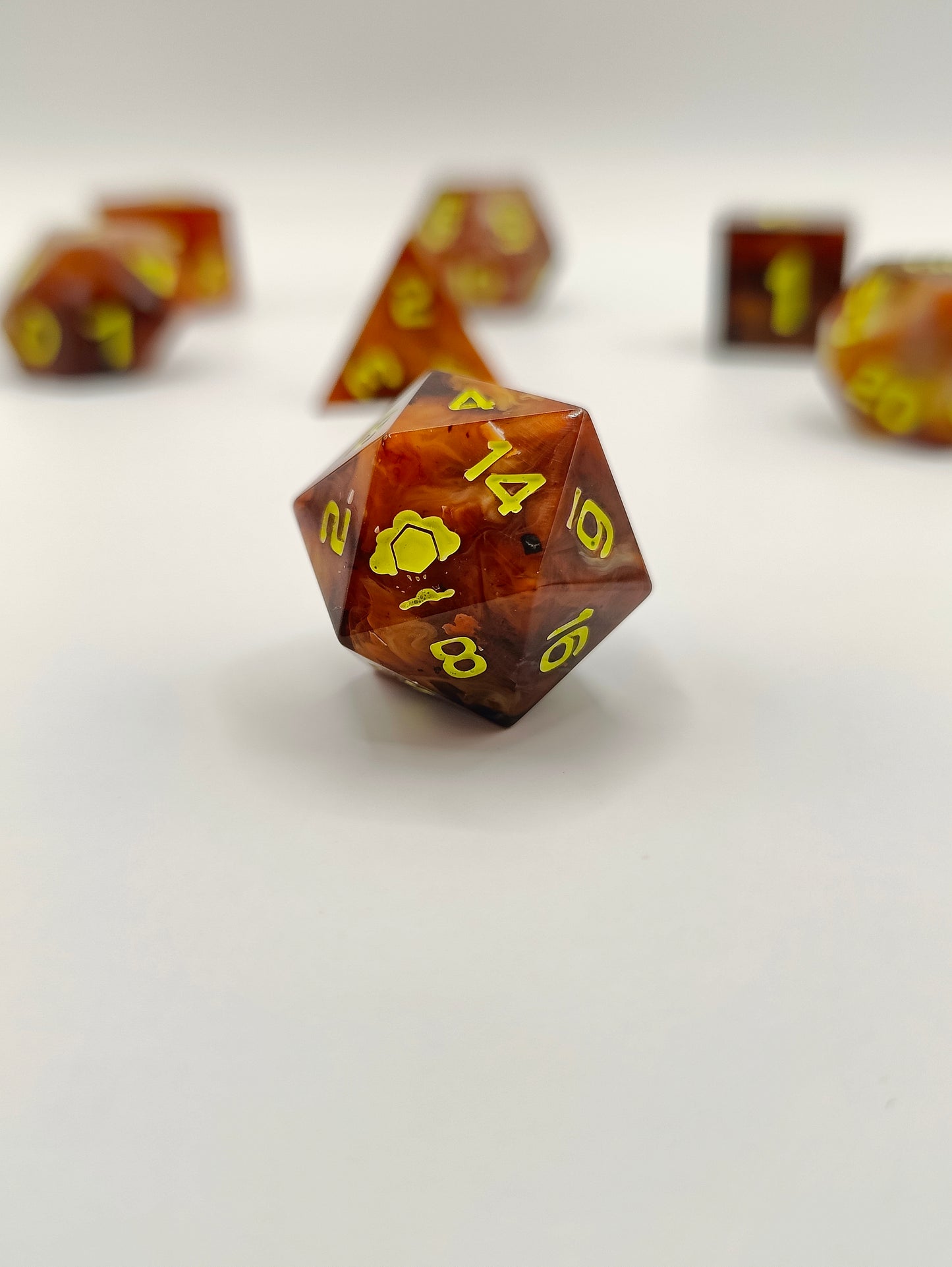 Handmade dice set: Thai iced tea