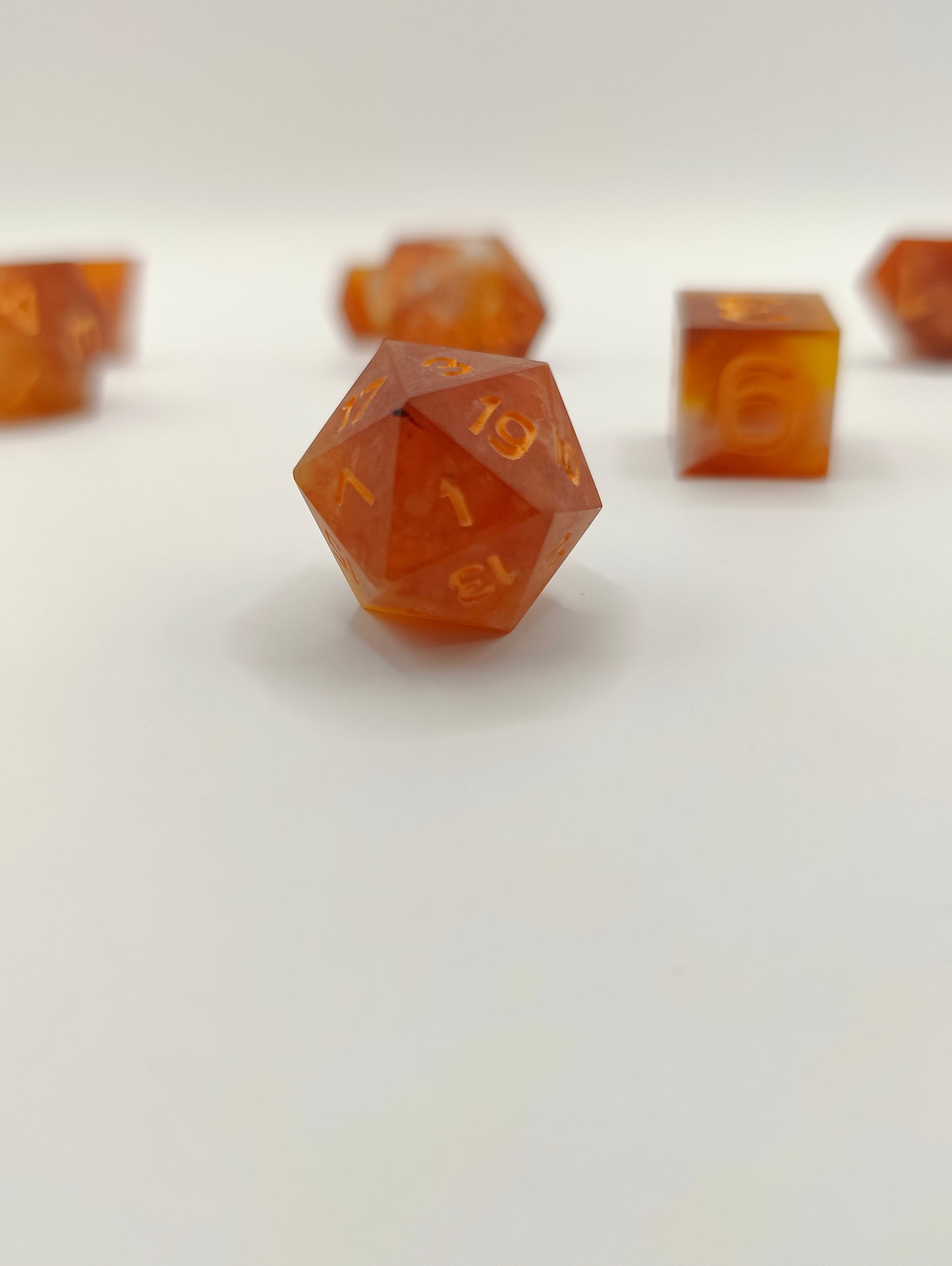 Mini dice set: Thai iced tea, matte finish