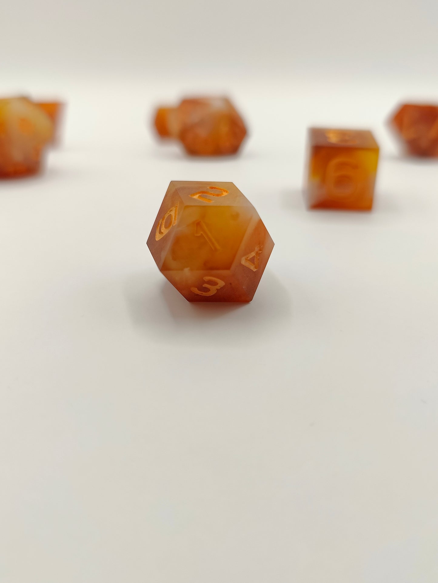 Mini dice set: Thai iced tea, matte finish