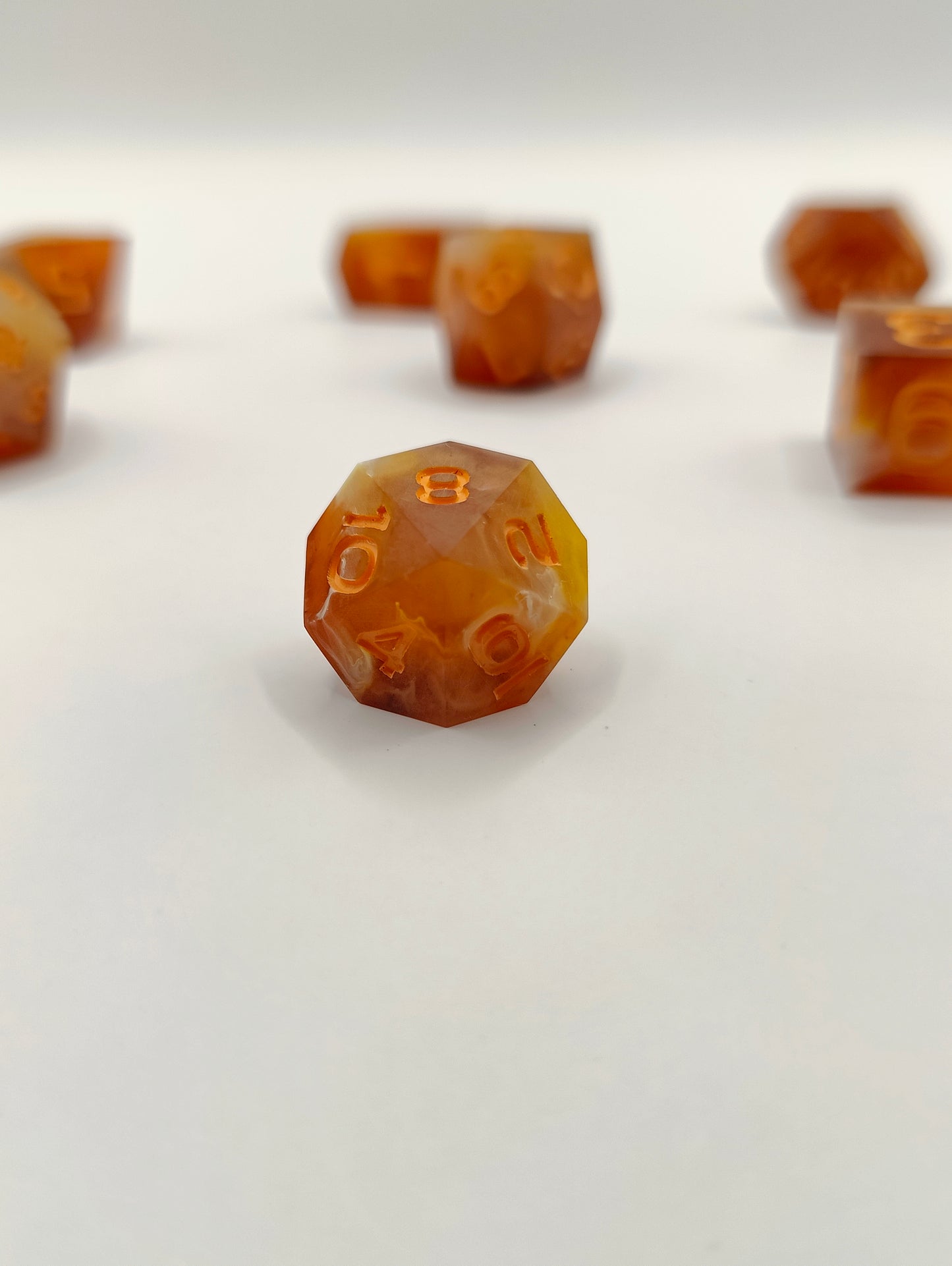 Mini dice set: Thai iced tea, matte finish