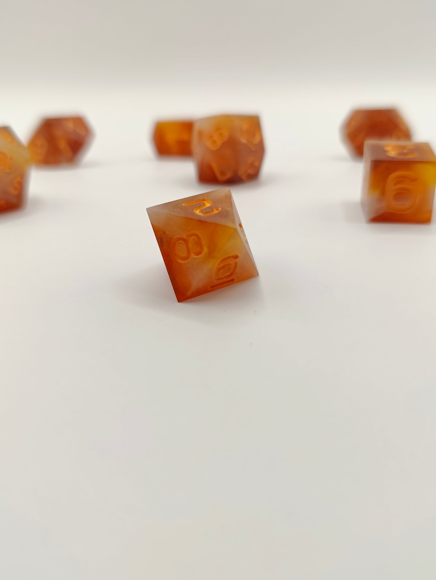 Mini dice set: Thai iced tea, matte finish