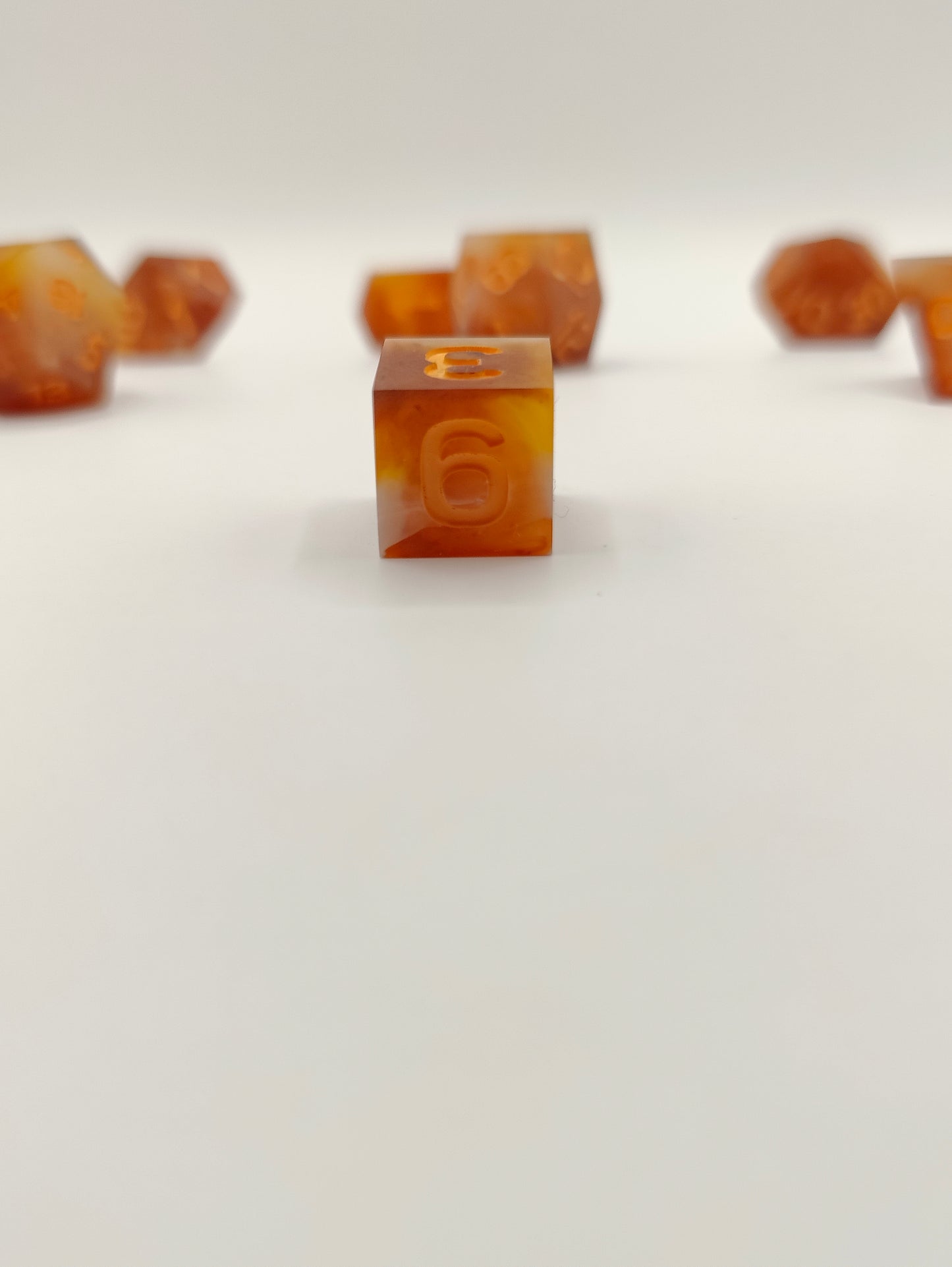 Mini dice set: Thai iced tea, matte finish