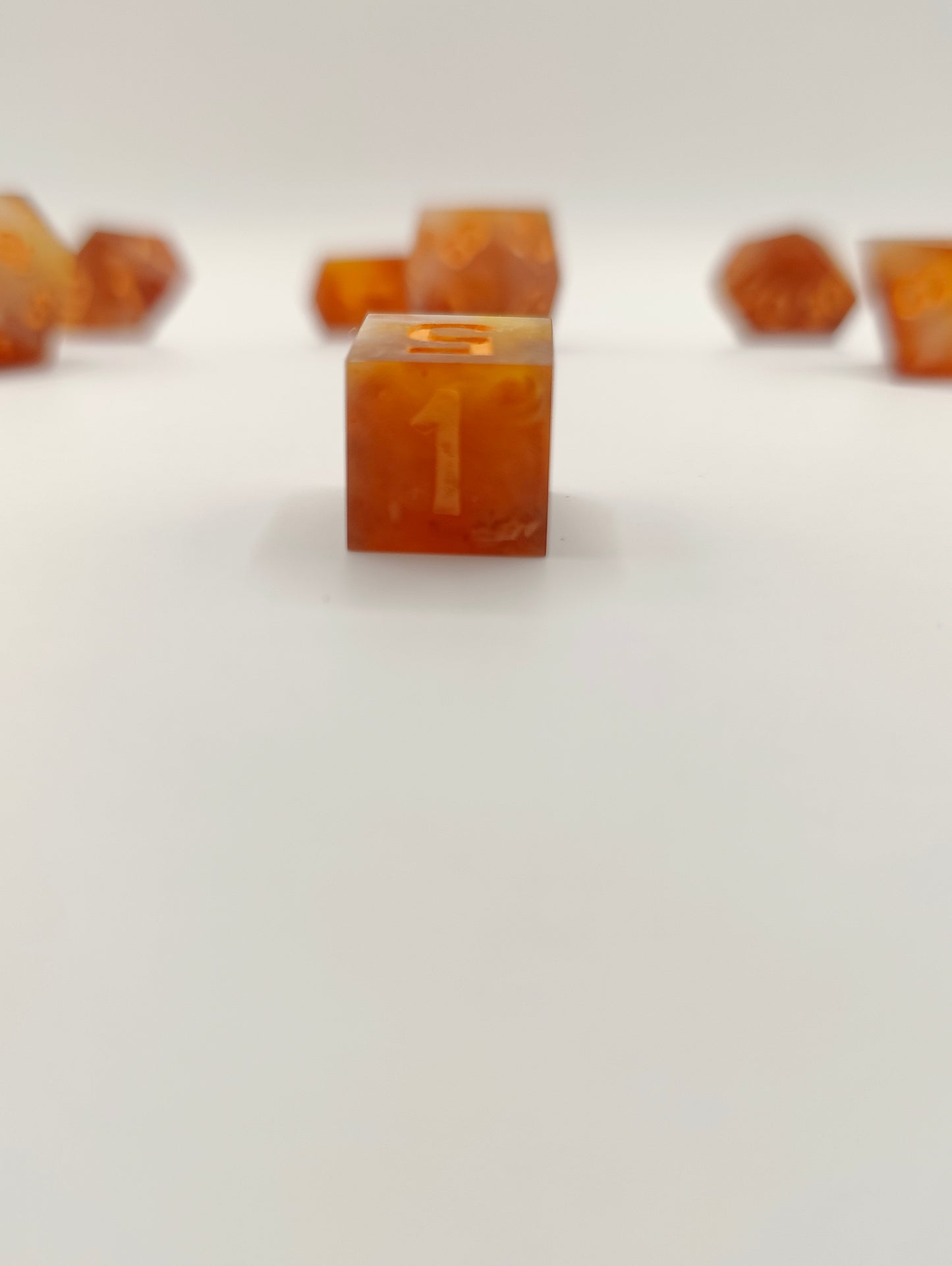 Mini dice set: Thai iced tea, matte finish