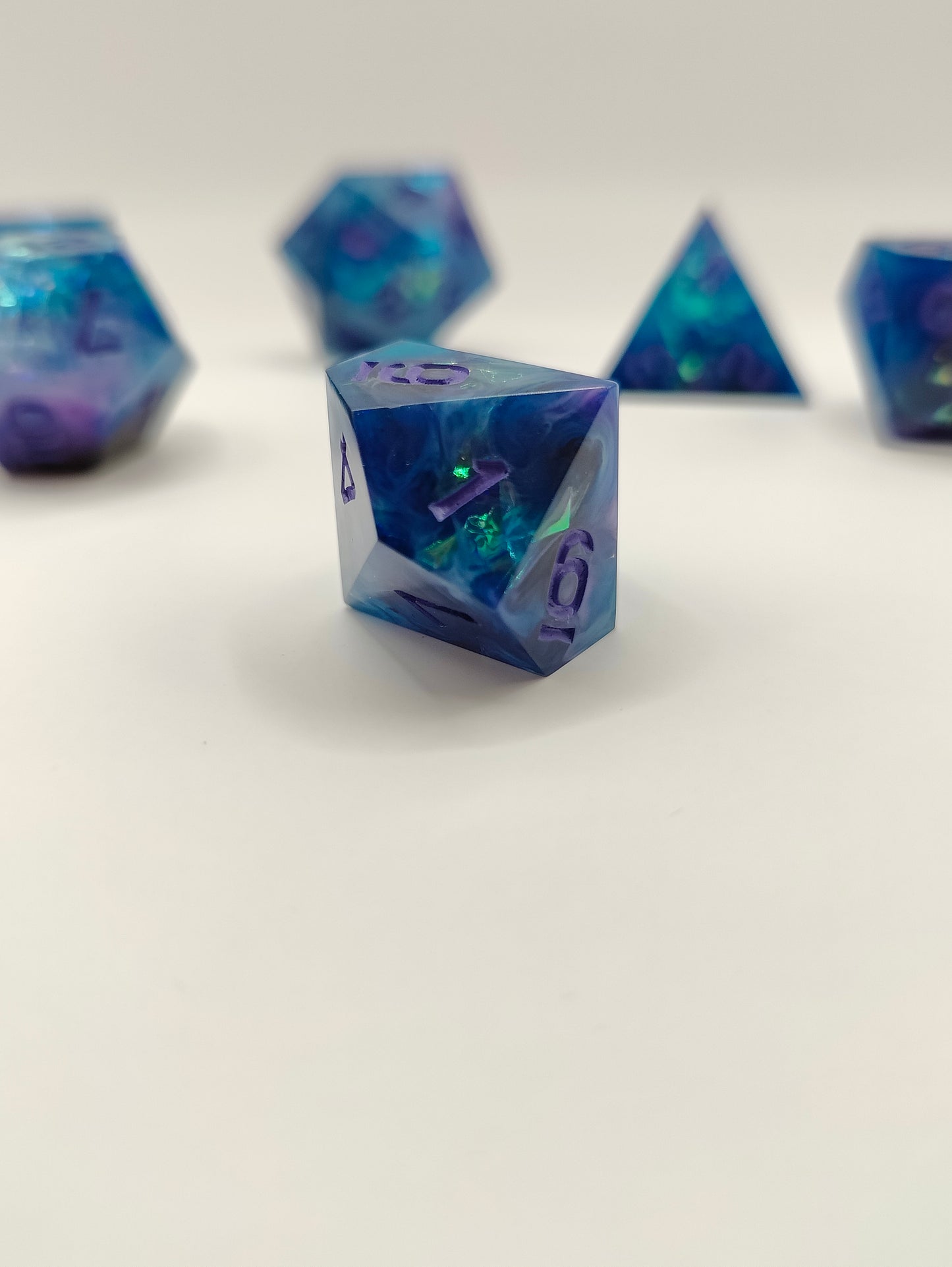 Handmade dice set: Nari