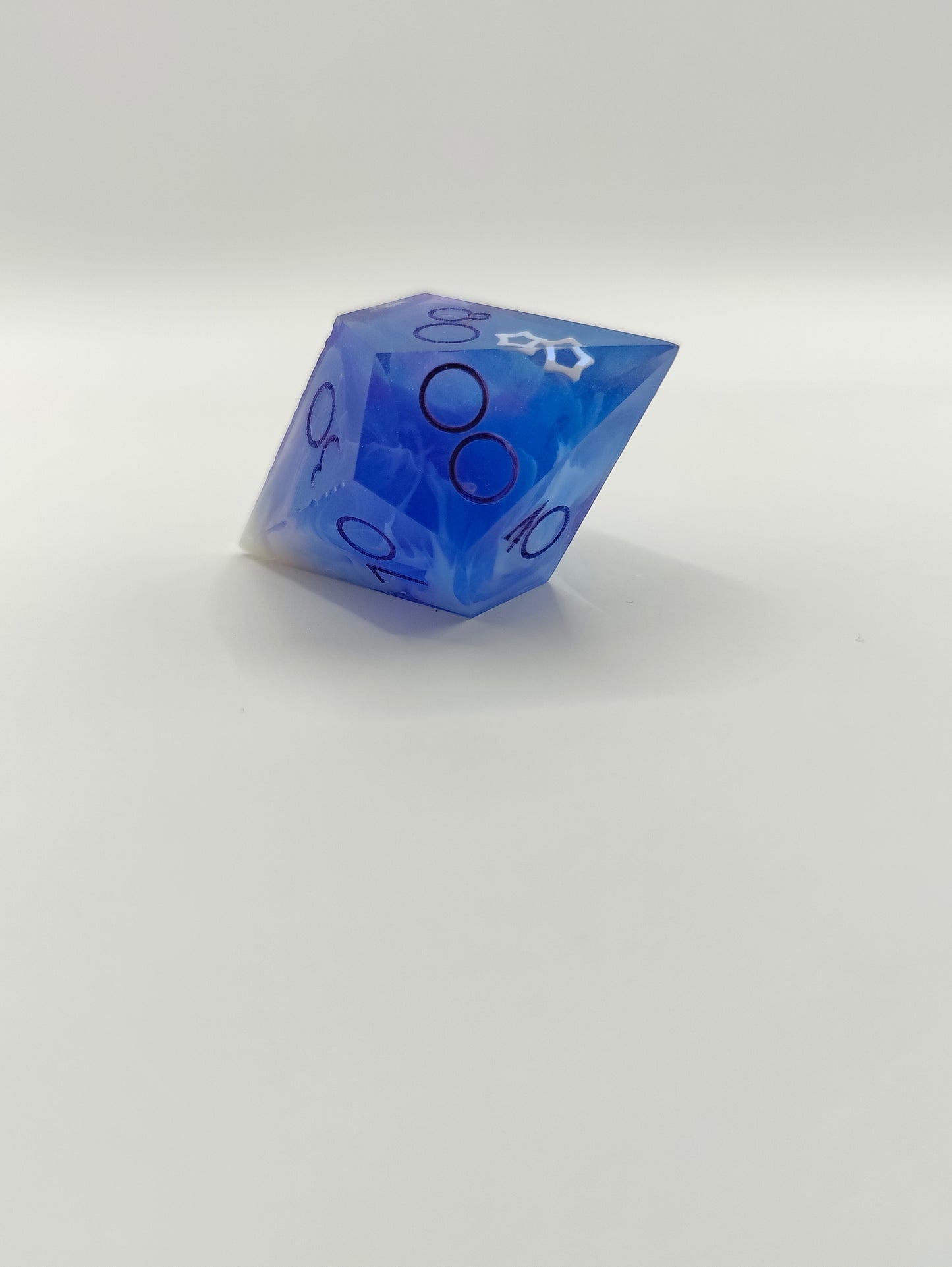 Handmade single elongated D100: Arcane gardens