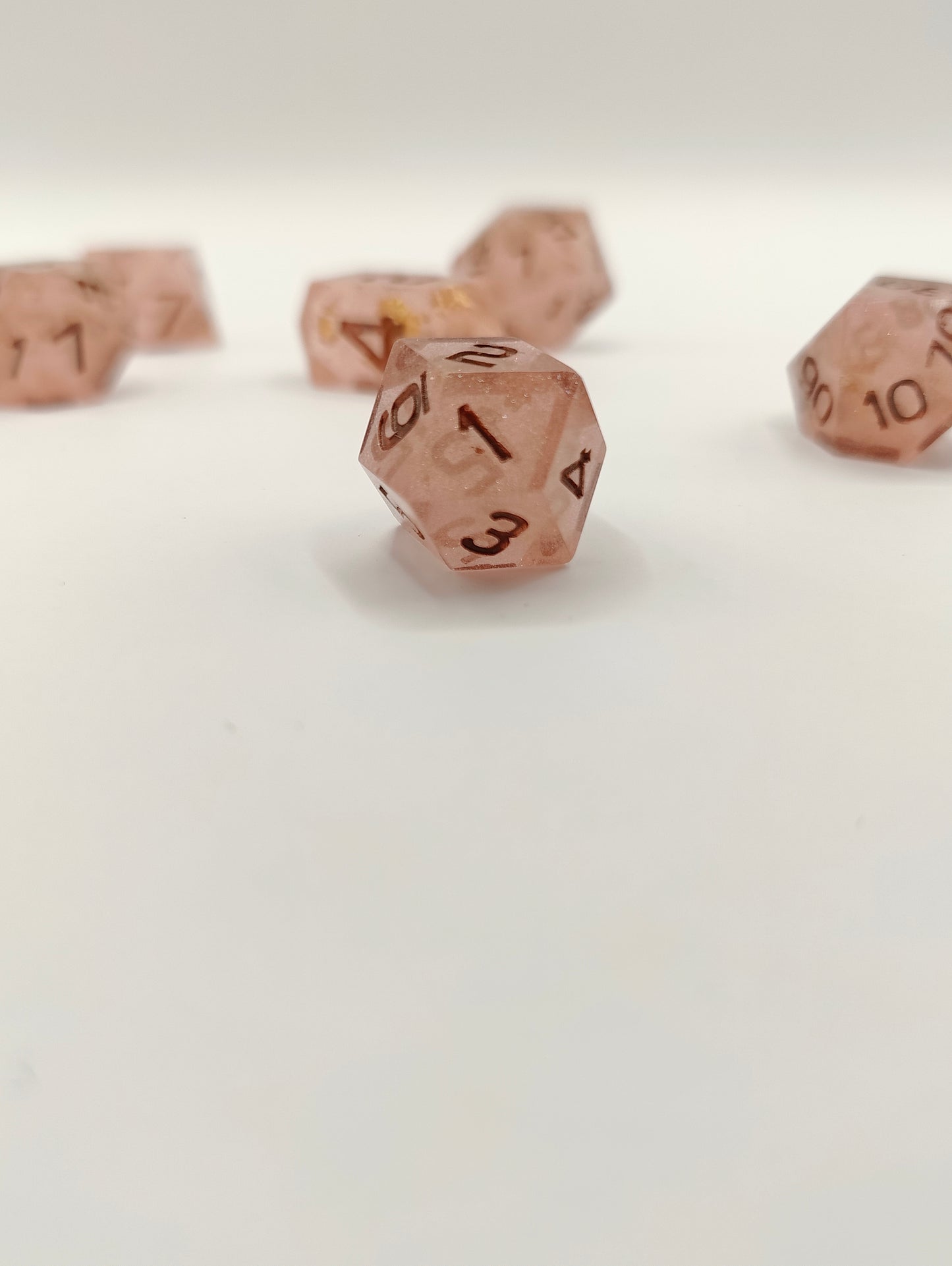 Mini dice set: Pretty in pink