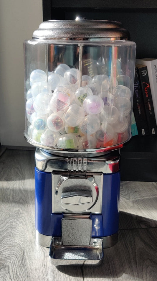 Gashapon spins!
