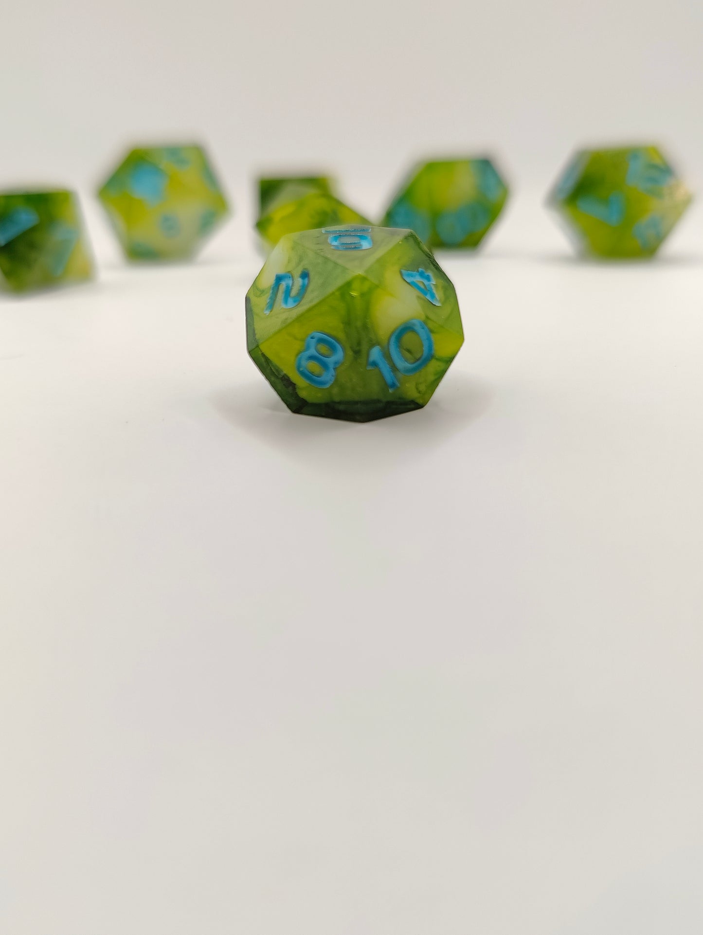 Mini dice set: Sprig of Spring