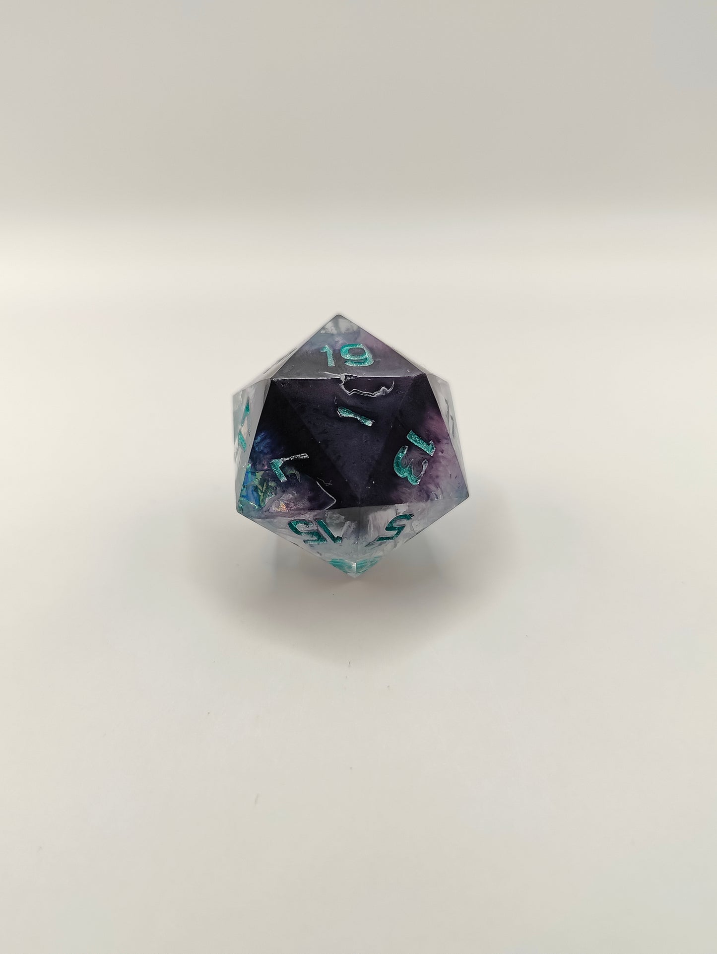 Handmade single D20: Mistborn
