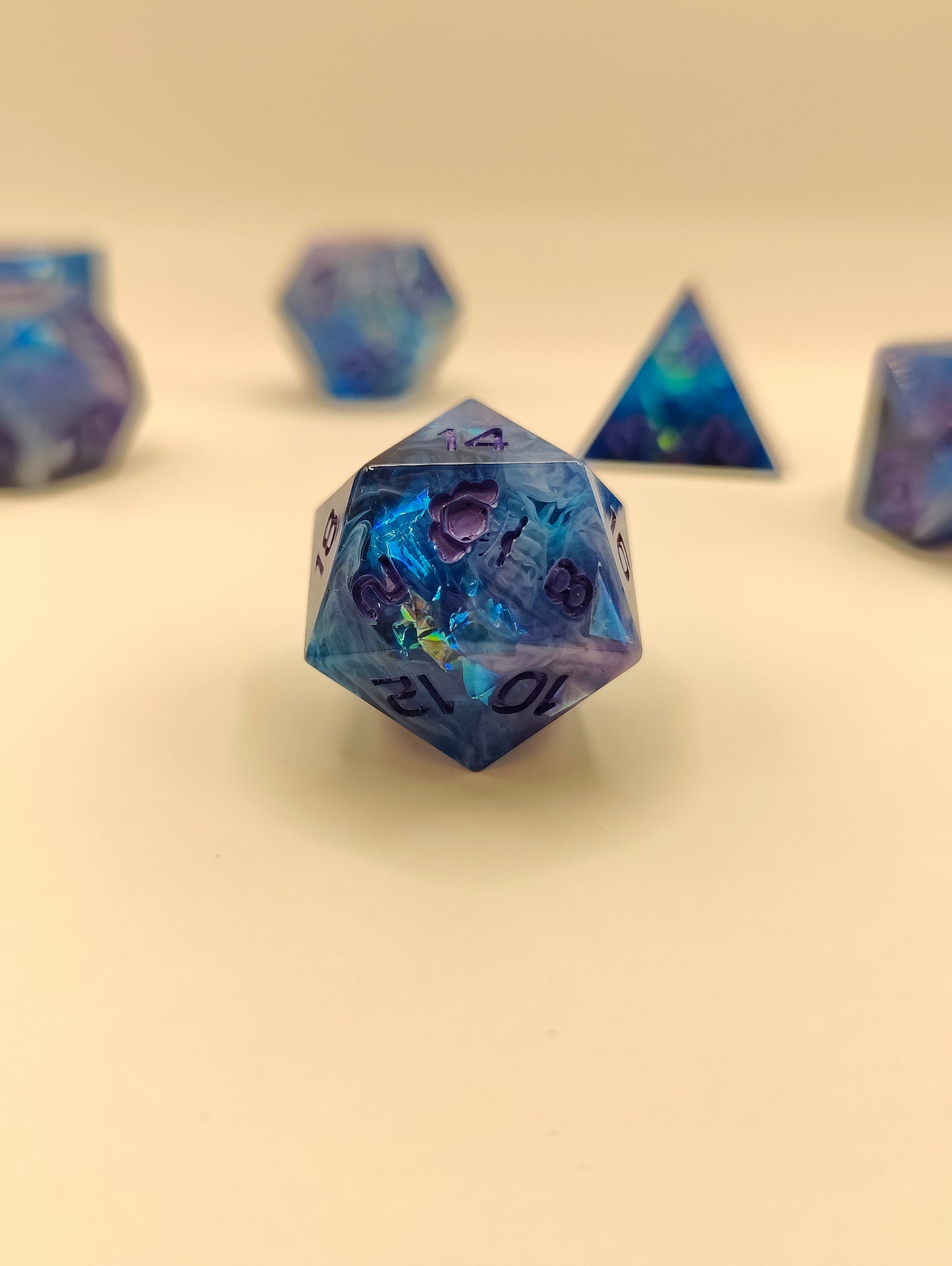 Handmade dice set: Nari