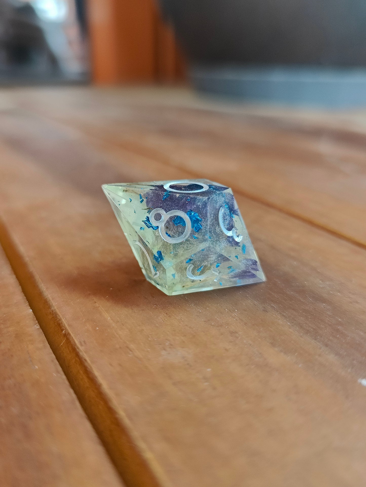 Handmade elongated single D10: Flower party