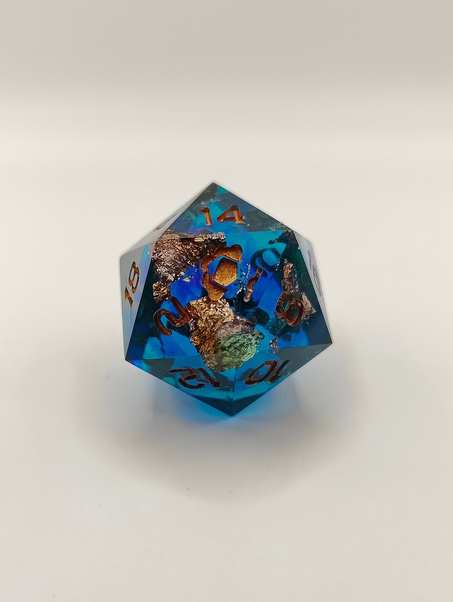 Handmade single D20: Sunken treasure