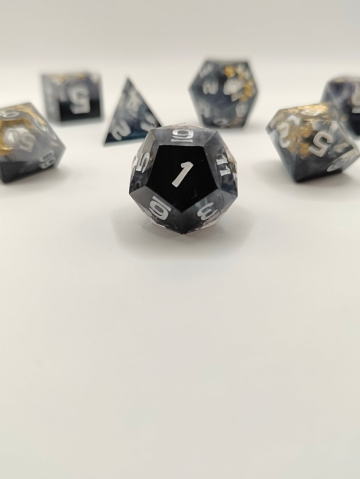 Handmade dice set: The royal Crypt