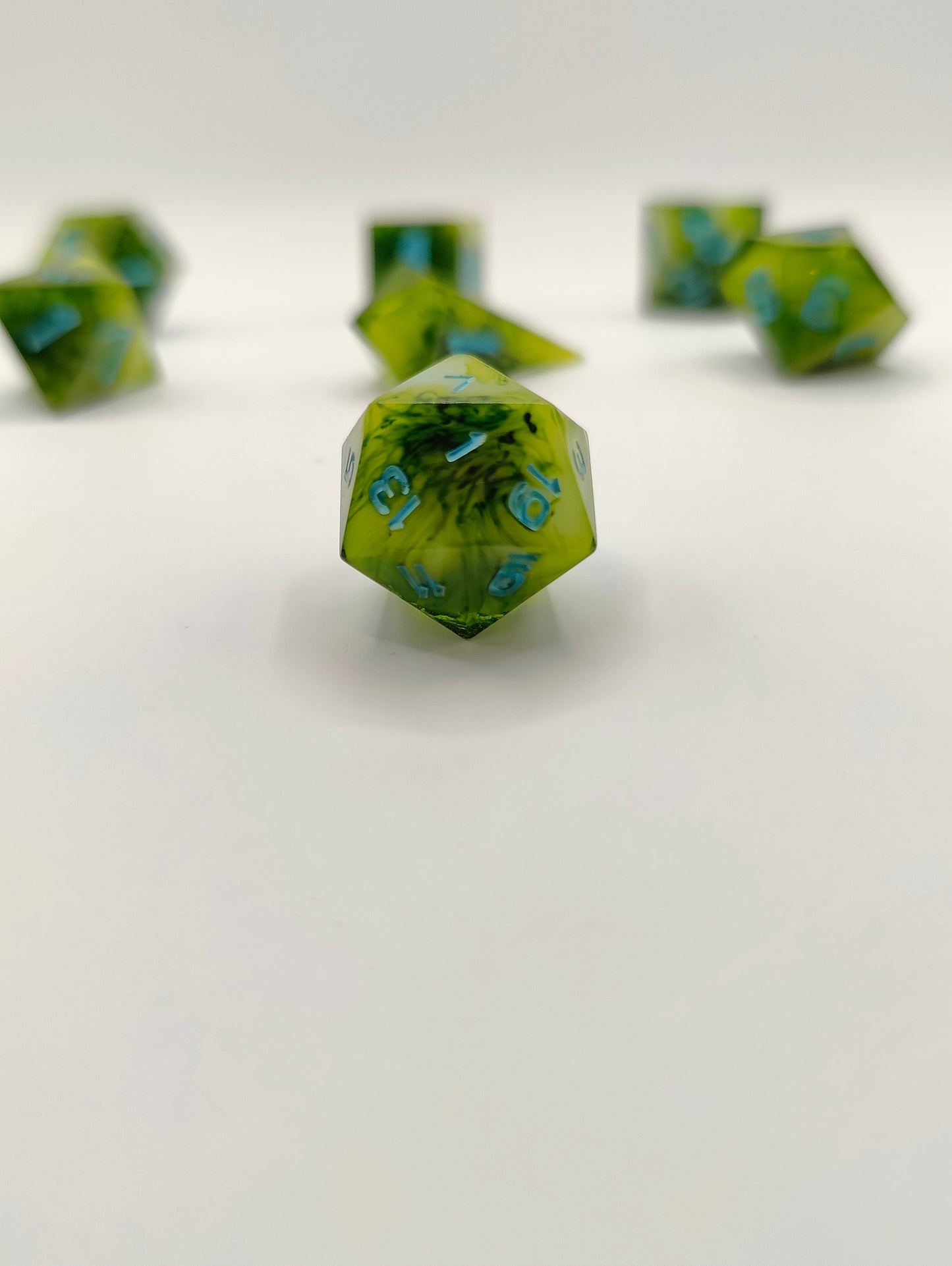 Mini dice set: Sprig of Spring