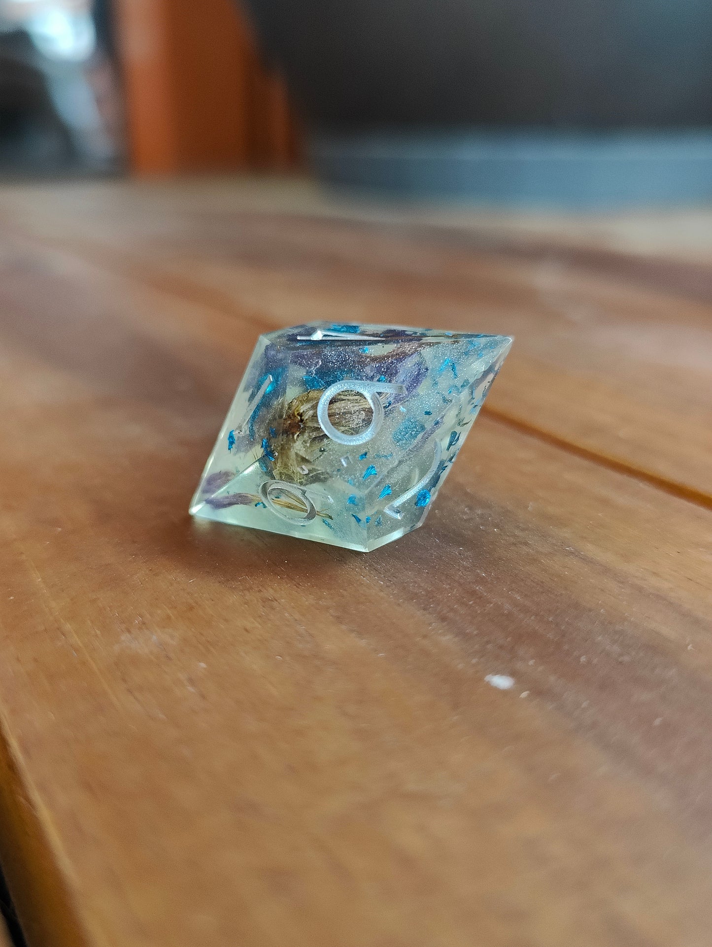 Handmade elongated single D10: Flower party