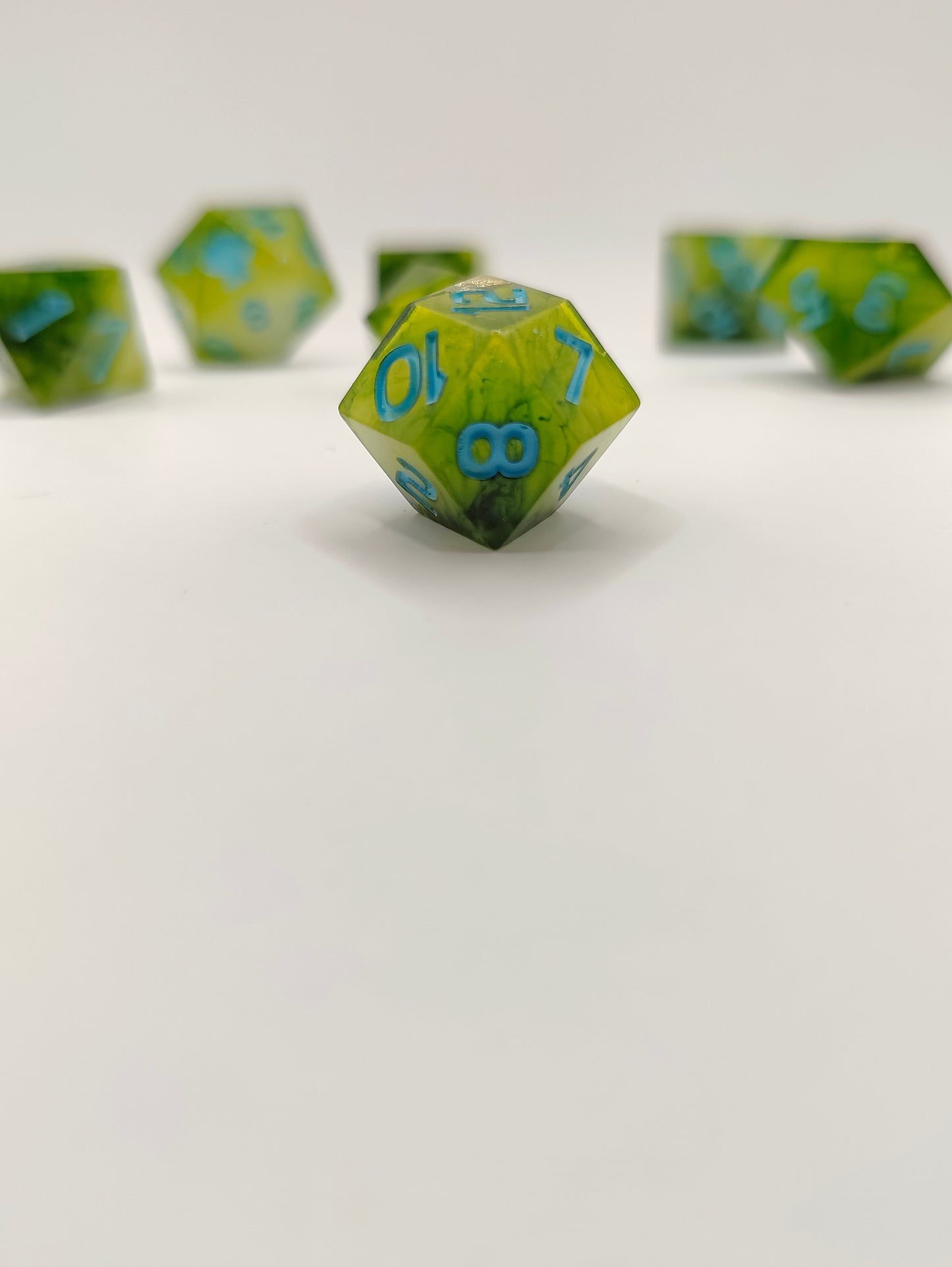 Mini dice set: Sprig of Spring