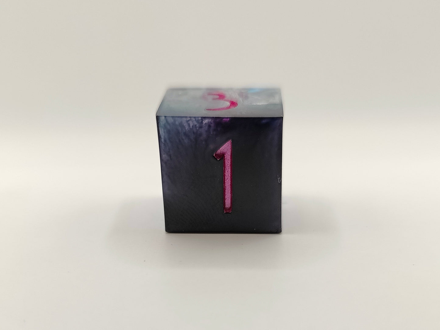 Handmade single D6: Mistborn