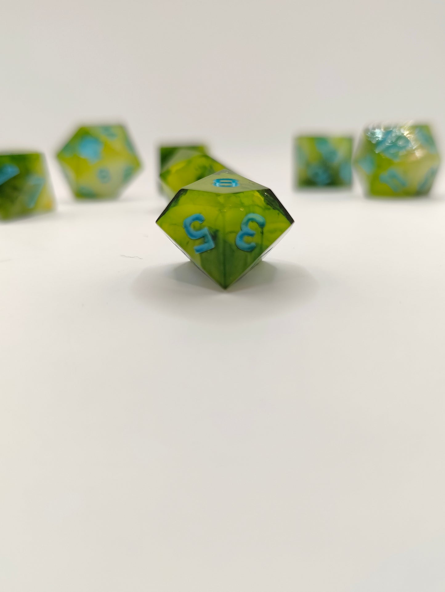 Mini dice set: Sprig of Spring