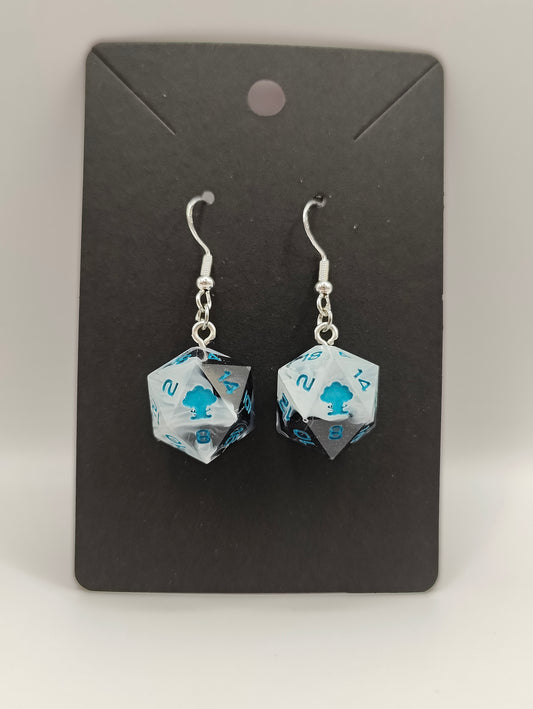 Handmade mini D20 earring: Eternal battle