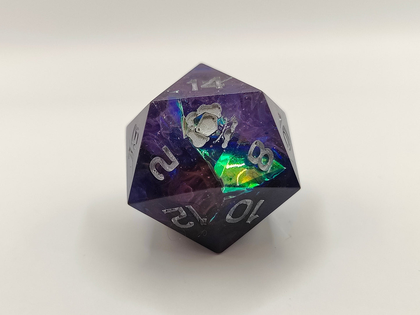 Handmade single D20: Cosmo