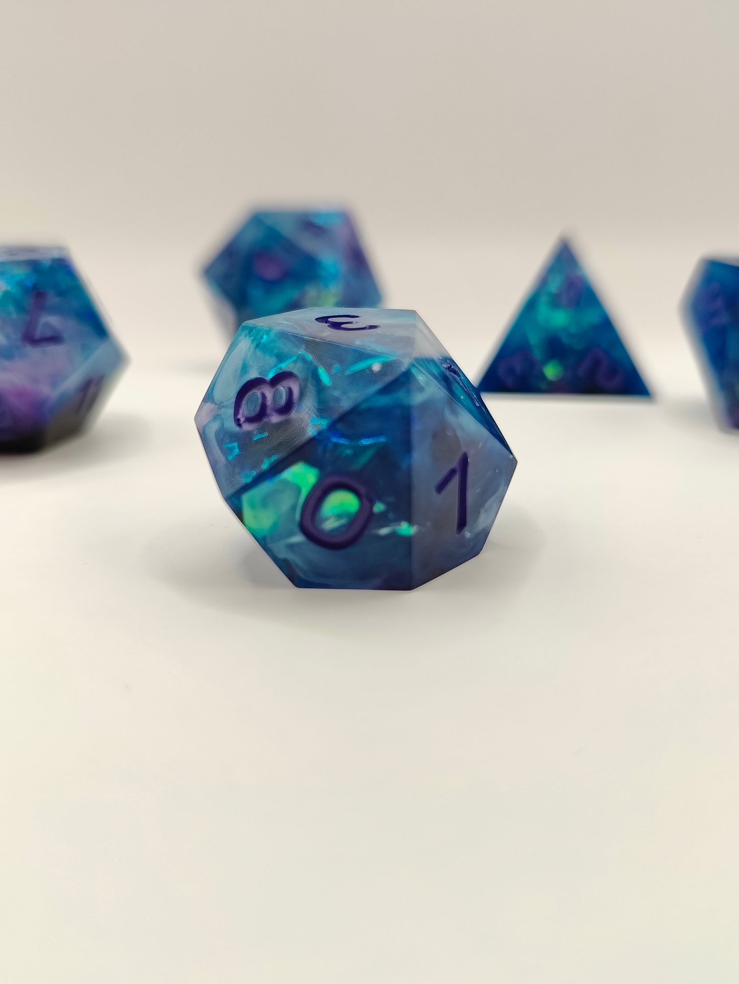 Handmade dice set: Nari