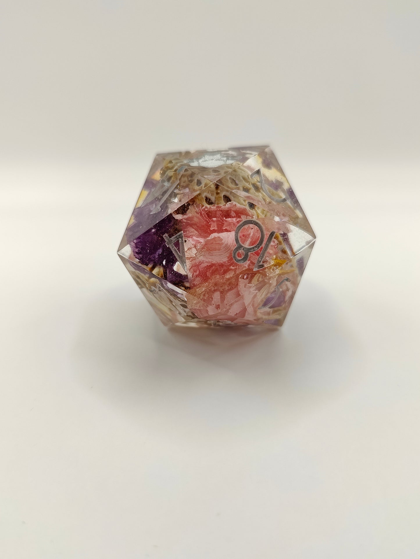 Handmade 30 mm D20: Corpse flowers