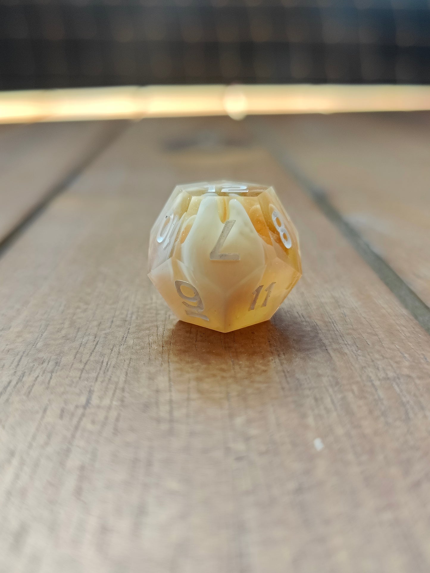 Handmade single D12: Caramel clouds