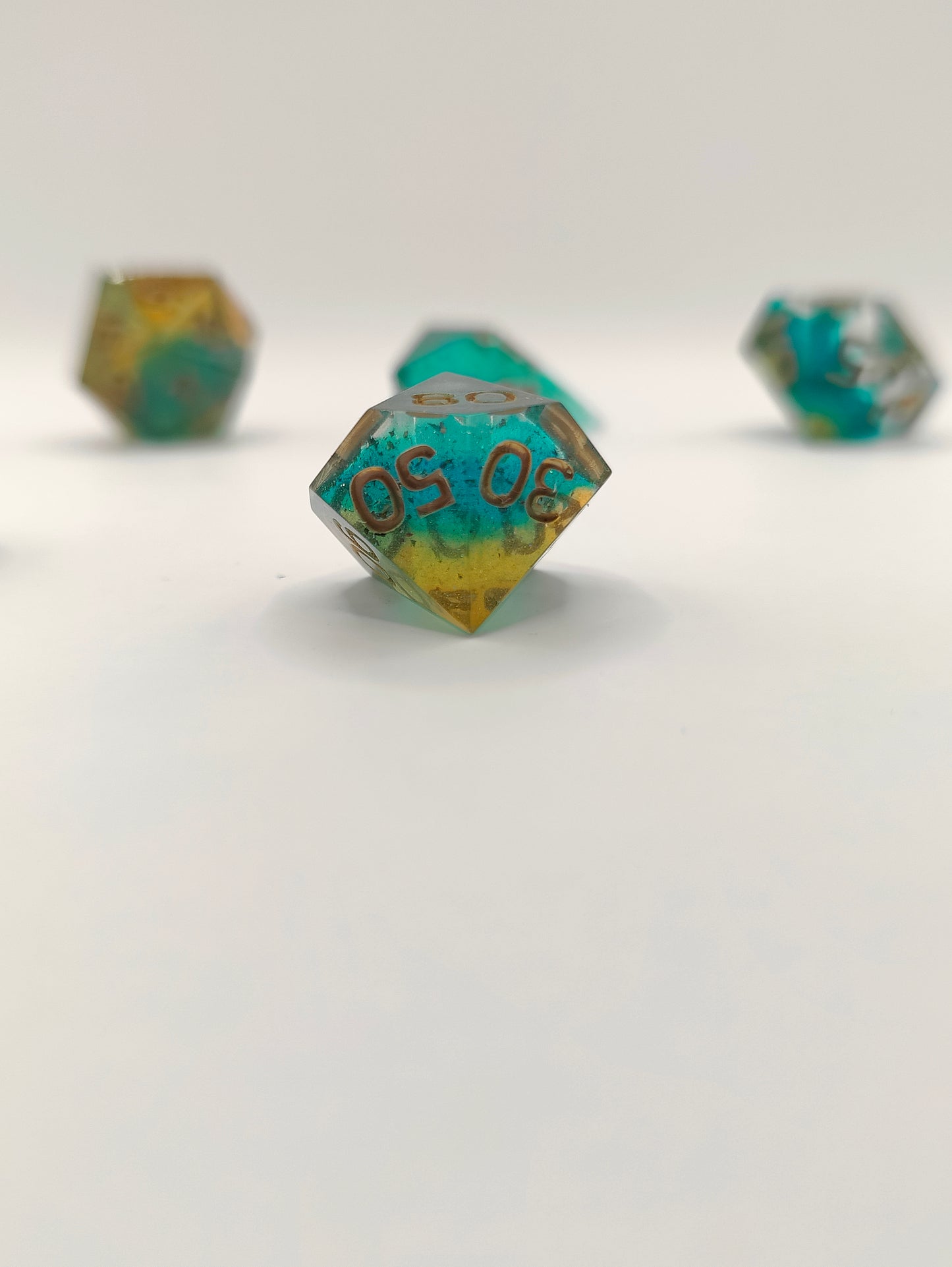 Mini dice set: Hidden oasis