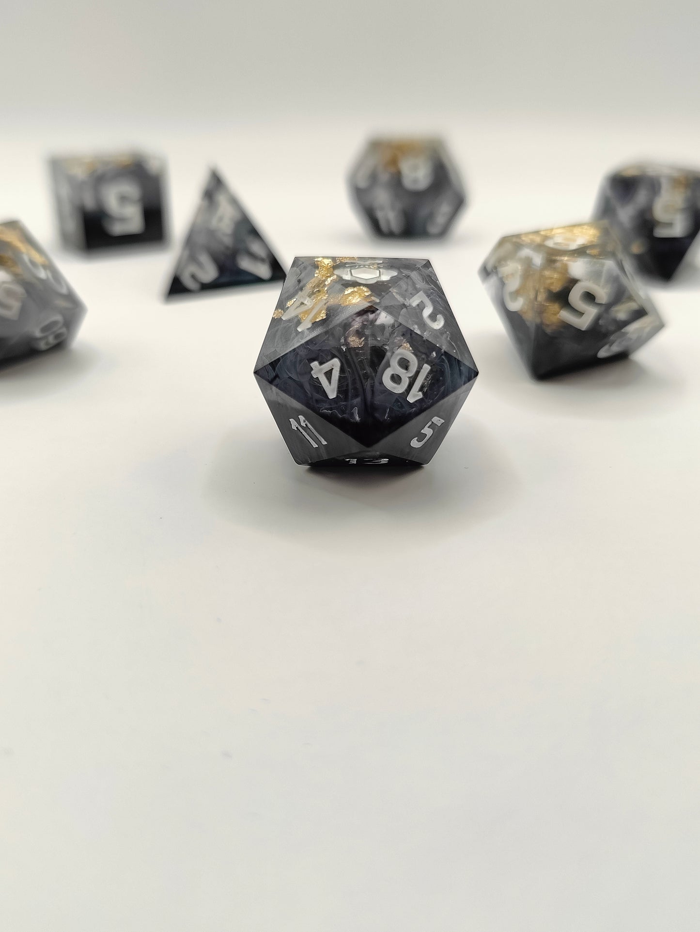 Handmade dice set: The royal Crypt