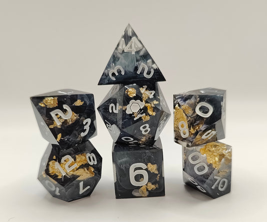 Handmade dice set: The royal Crypt